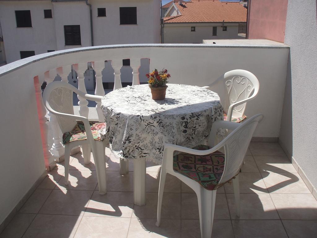 Apartments Malnar Novi Vinodolski Esterno foto