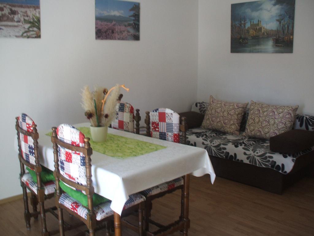 Apartments Malnar Novi Vinodolski Esterno foto
