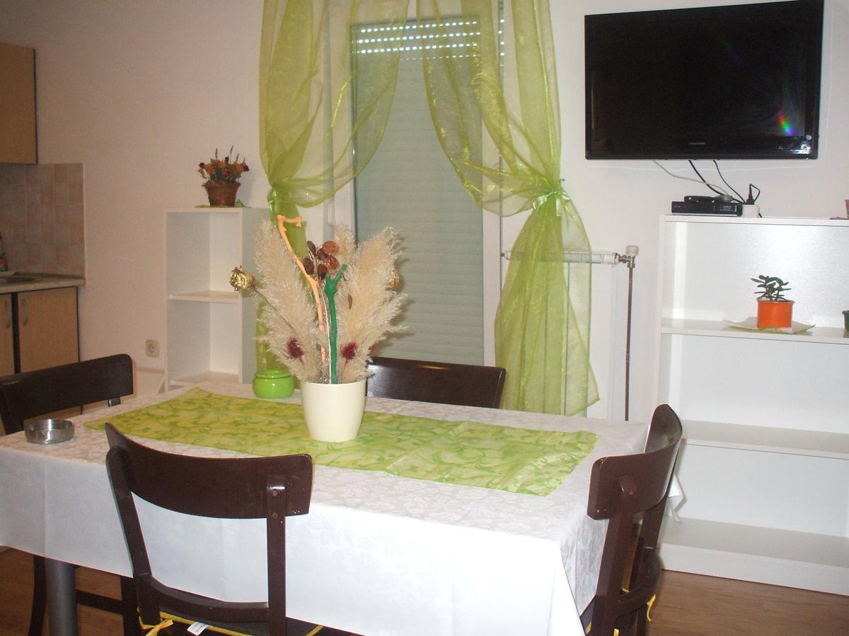 Apartments Malnar Novi Vinodolski Esterno foto